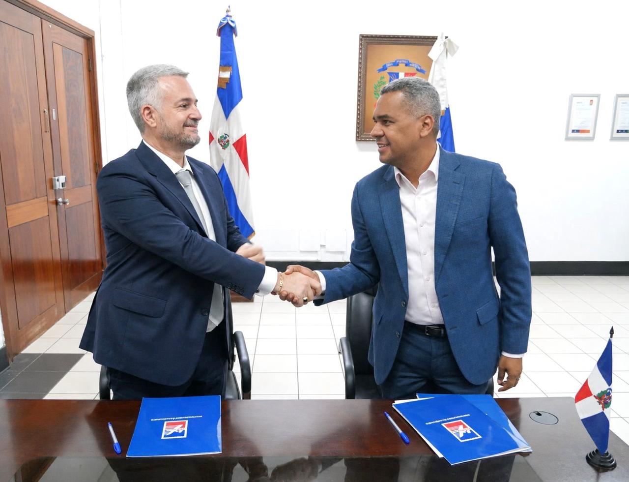 Mia Cargo Group e INPOSDOM ponen fin a litis judicial mediante firma de un acuerdo